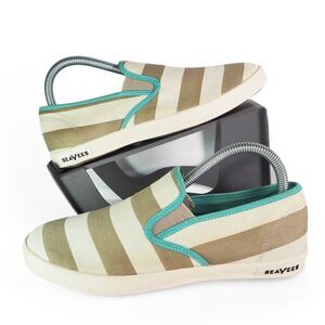 SeaVees Baja Striped Slip-on Comfort Sneakers Cream / Beige Women's 8